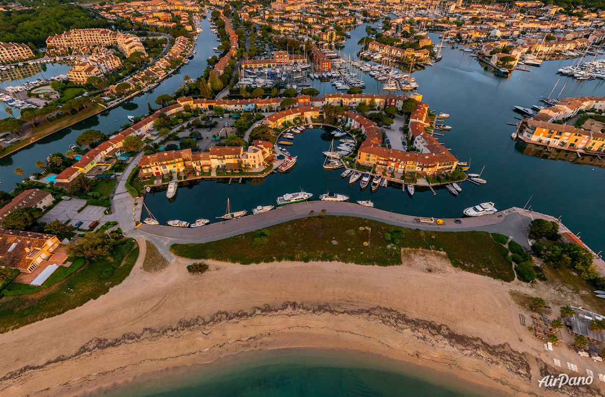 Port-Grimaud